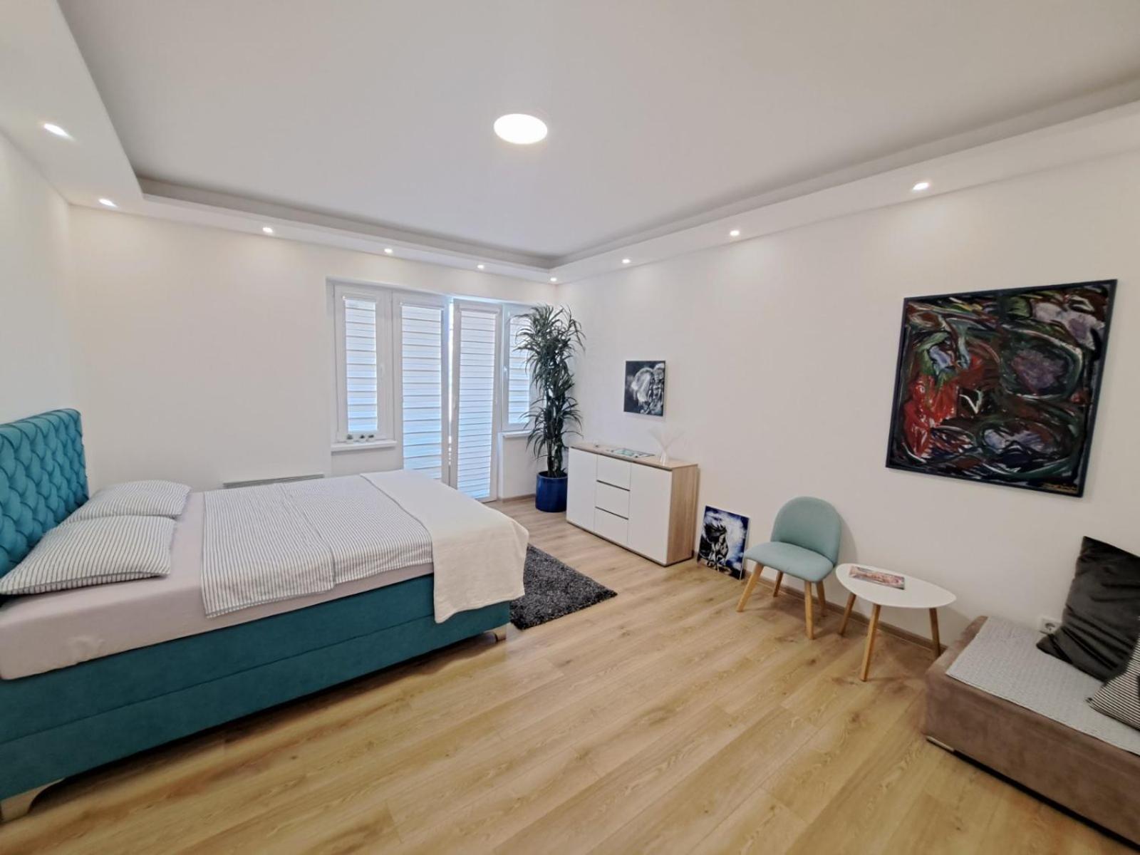 Andrea Apartment